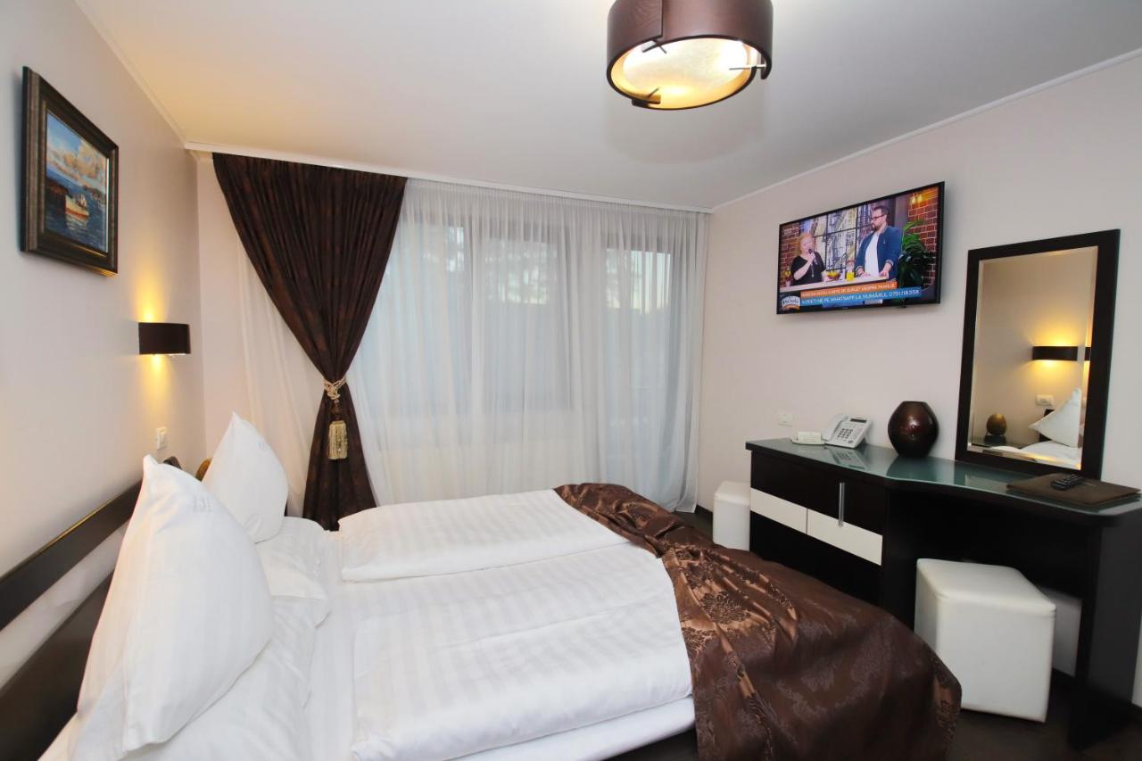 Hotel Complex Cochet Buşteni Exterior foto