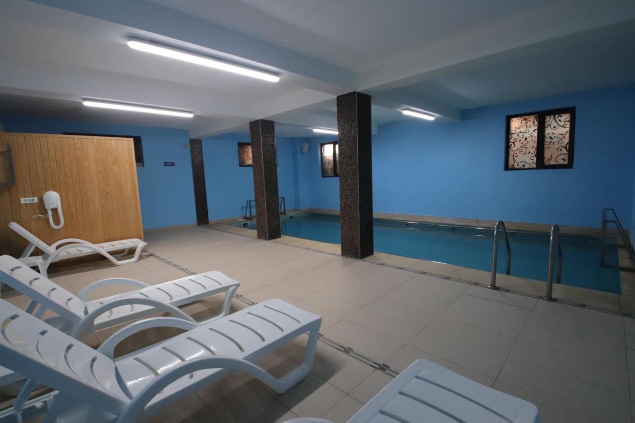 Hotel Complex Cochet Buşteni Exterior foto