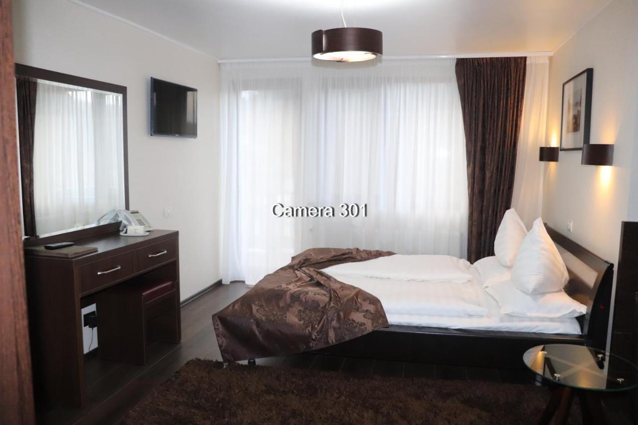 Hotel Complex Cochet Buşteni Exterior foto