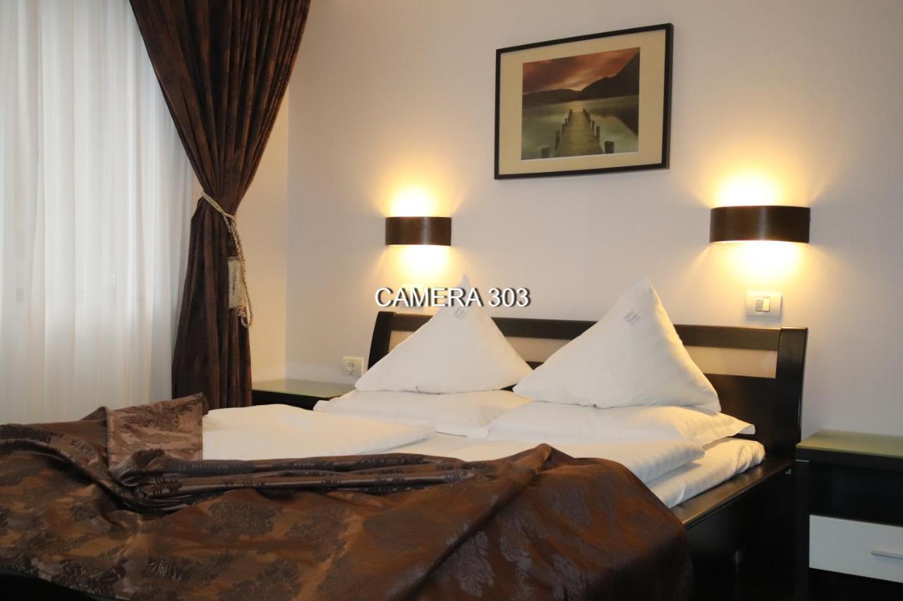 Hotel Complex Cochet Buşteni Exterior foto