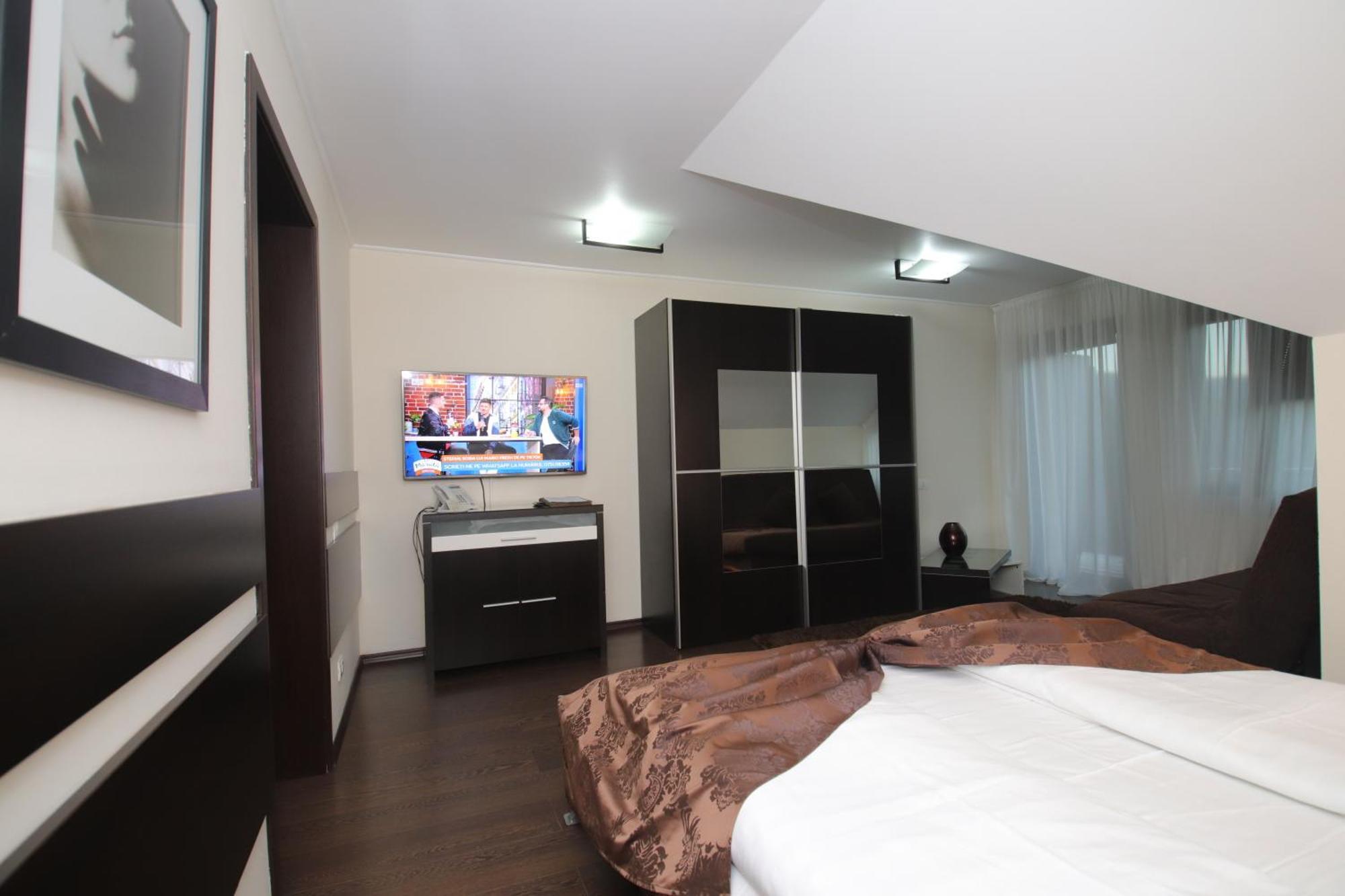 Hotel Complex Cochet Buşteni Exterior foto