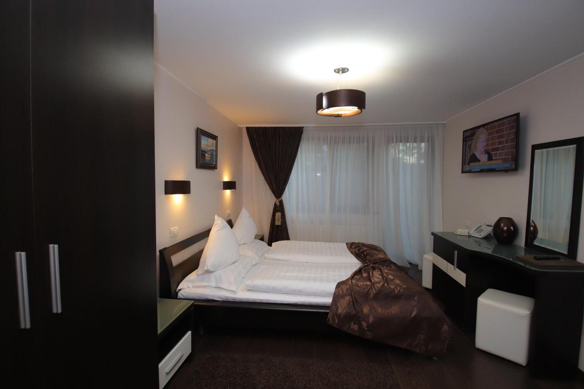 Hotel Complex Cochet Buşteni Exterior foto